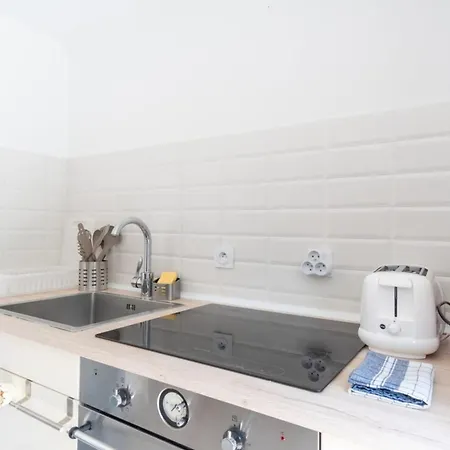 Charming House Near The City Center - 펜션 옹플뢰르